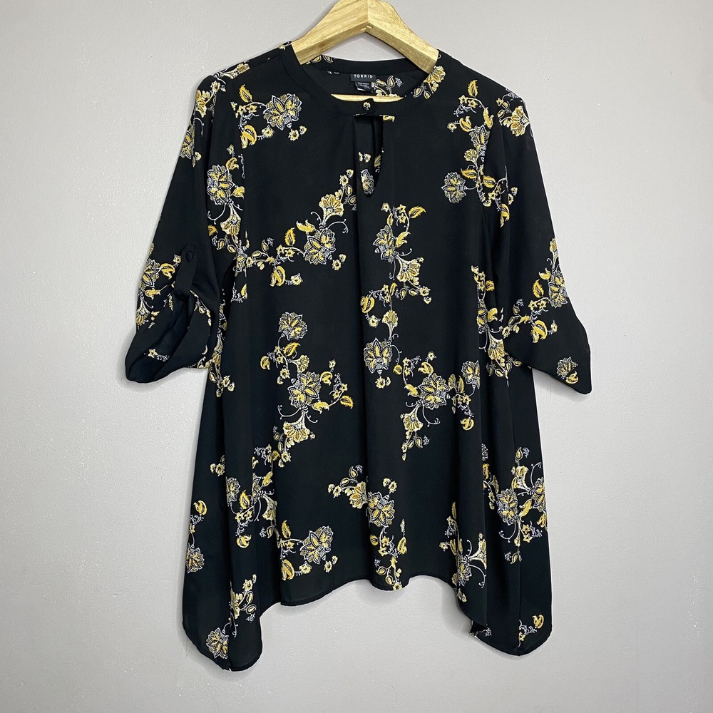 Torrid Black yellow Floral Print Roll-Tab Sleeve Tunic Blouse Top Size 1